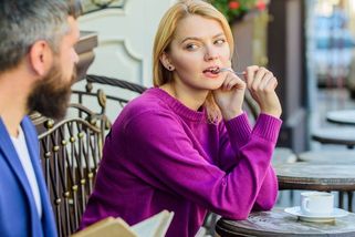 Nepřeskočila na první schůzce jiskra? Pět důvodů, proč dát dotyčnému druhou šanci - Novinky